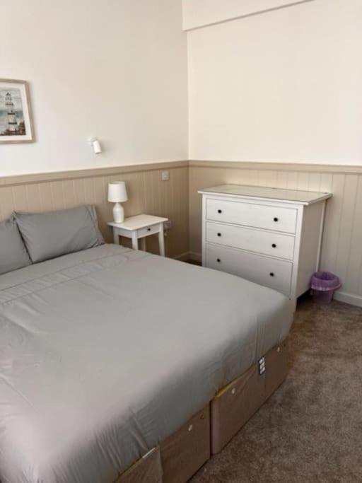 73 George Street. Appartment 1 奥本 外观 照片